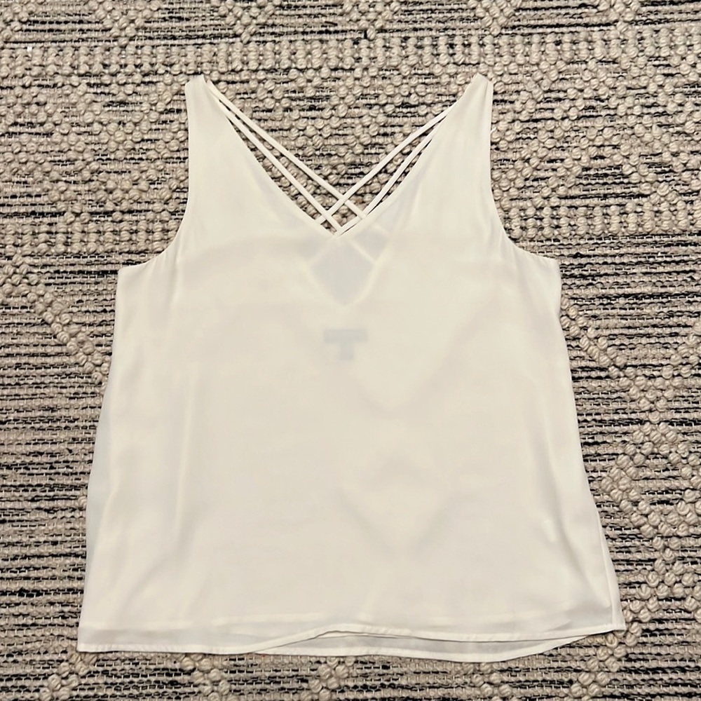 Express White Tank Top. Size: XS